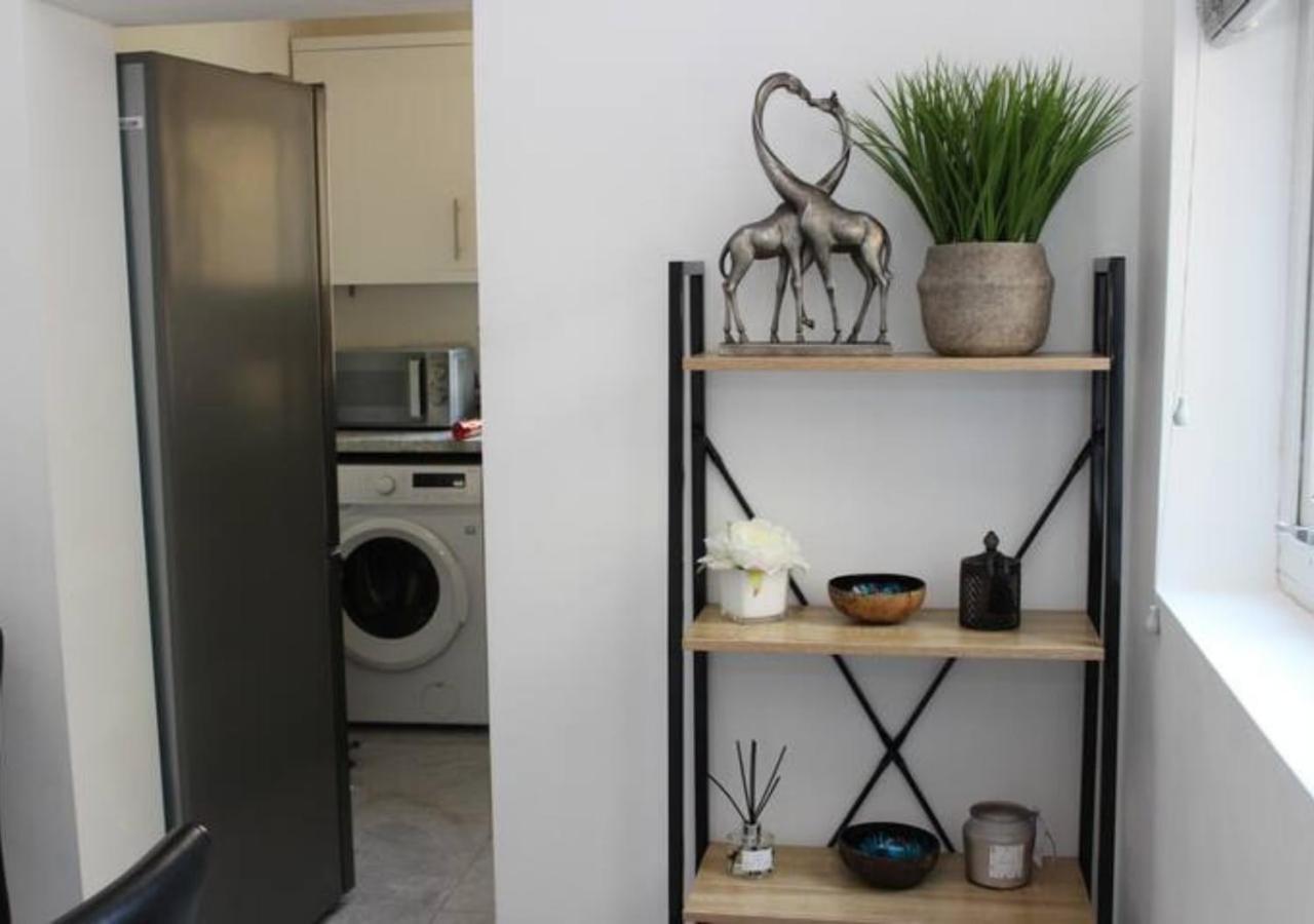 Newly Refurbished 3 Bed 2.5 Bath House In Holiday home