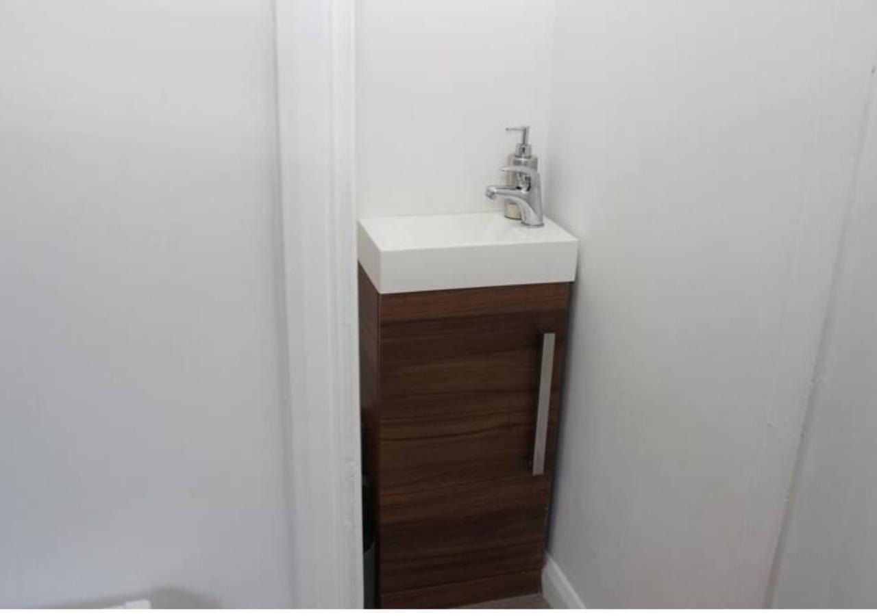 Holiday home Newly Refurbished 3 Bed 2.5 Bath House In